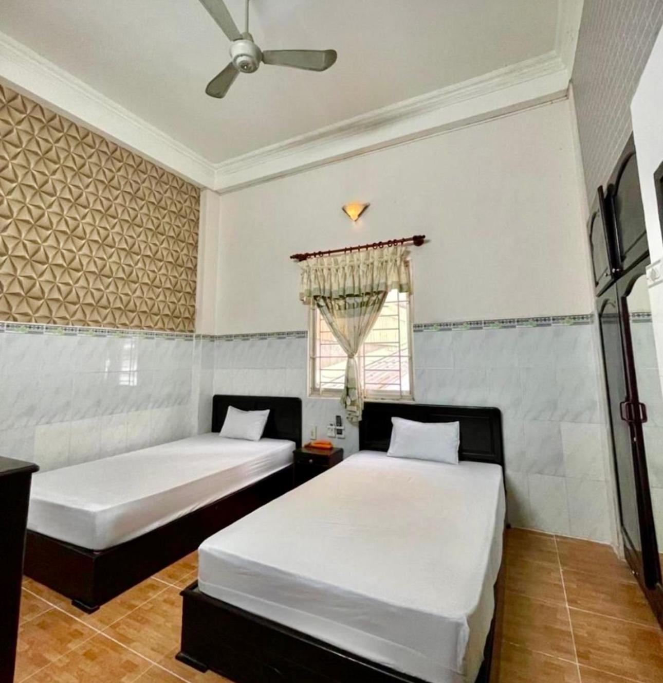 Khach San Nam Do 2 Hotel Кан То Екстериор снимка