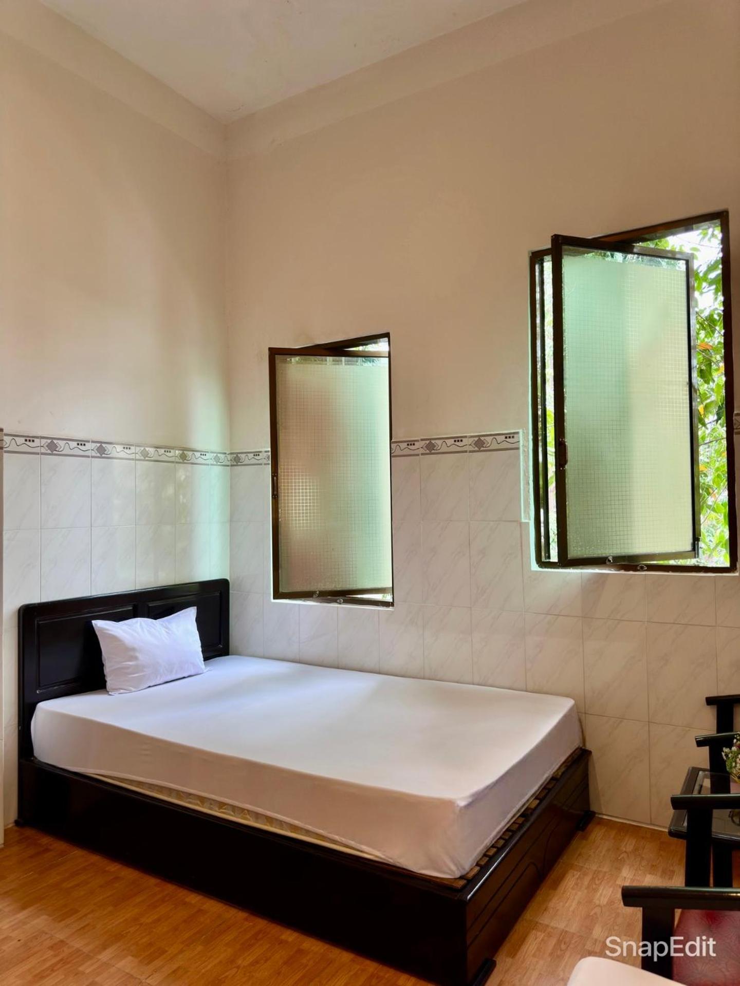 Khach San Nam Do 2 Hotel Кан То Екстериор снимка