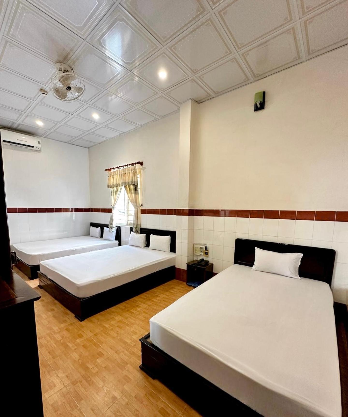 Khach San Nam Do 2 Hotel Кан То Екстериор снимка