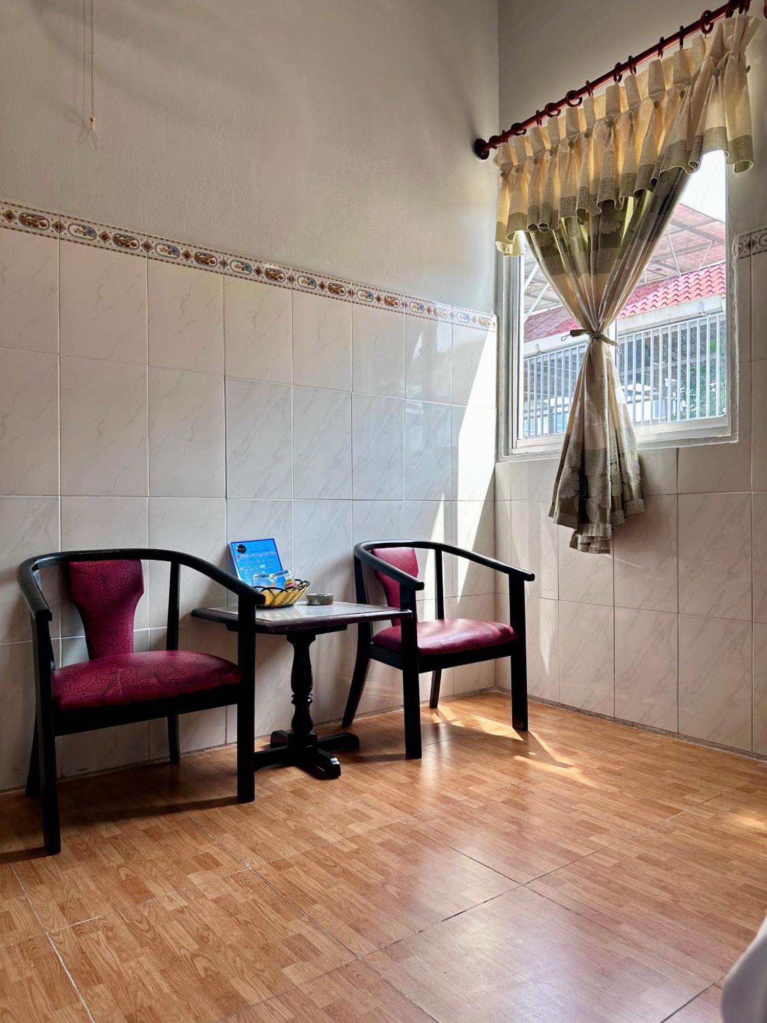 Khach San Nam Do 2 Hotel Кан То Екстериор снимка
