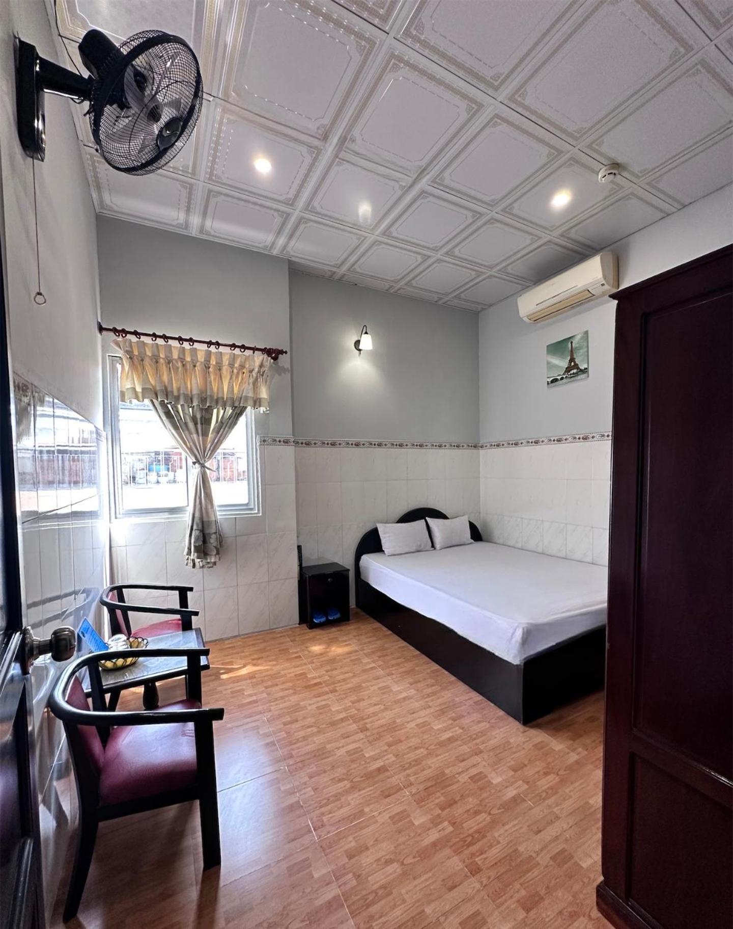 Khach San Nam Do 2 Hotel Кан То Екстериор снимка